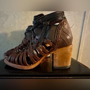 Free Bird Wazee, size 6